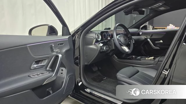 Mercedes-Benz A-Class W177 id 4462744 из Кореи 30