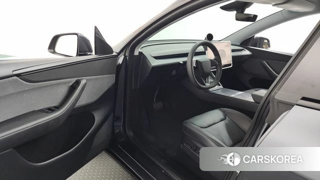 Tesla Model Y id 4499416 из Кореи 31