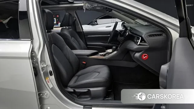 Toyota Camry (XV70) id 3485019 из Кореи 20