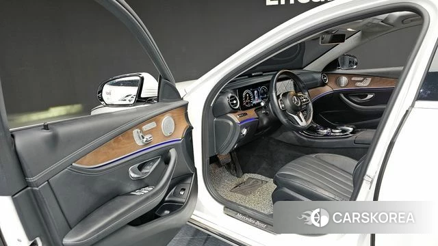 Mercedes-Benz E-Class W213 id 4304260 из Кореи 20
