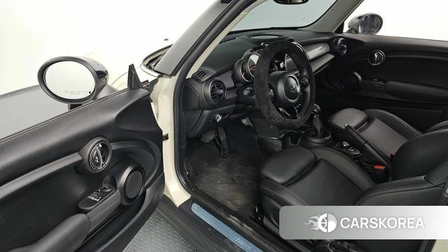 Mini Cooper id 4356658 из Кореи 20