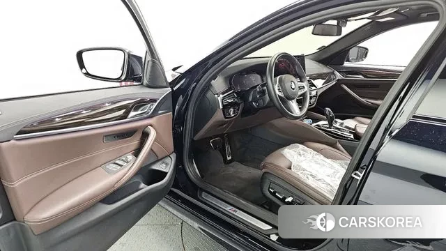 BMW 5 Series (G30) id 2930964 из Кореи 20