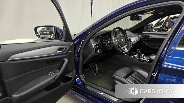 BMW 5 Series (G30) id 4390455 из Кореи 20