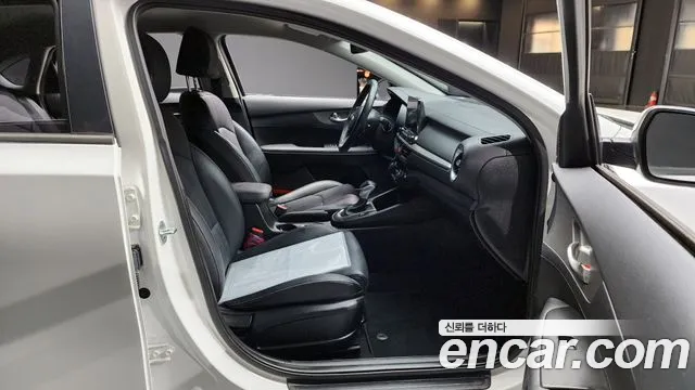 Kia Come New K3 id 2374762 из Кореи 20