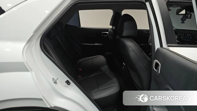 Hyundai Venue id 4589897 из Кореи 31