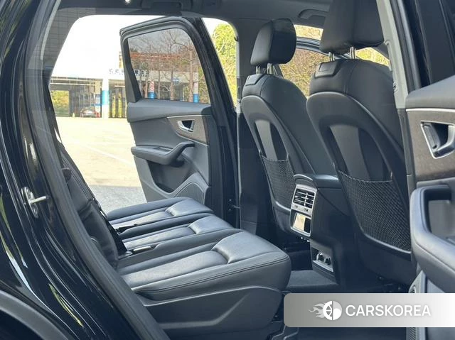 Audi Q7 id 4261770 из Китая 21