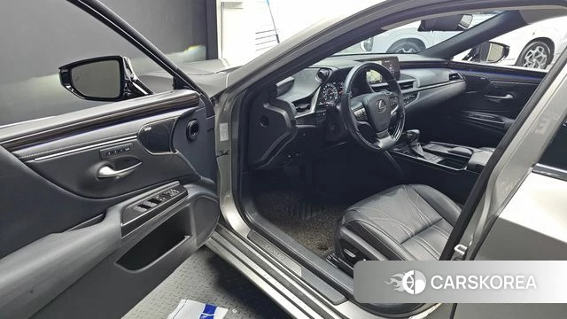 Lexus ES300h 7th generation id 4776231 из Кореи 33