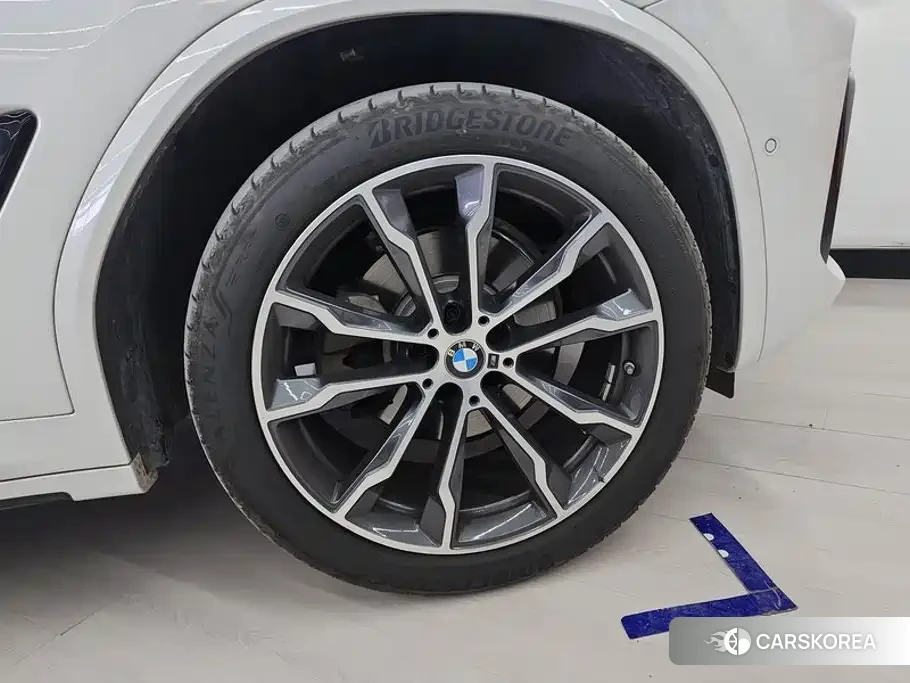 BMW X3 id 4653838 из Китая 16