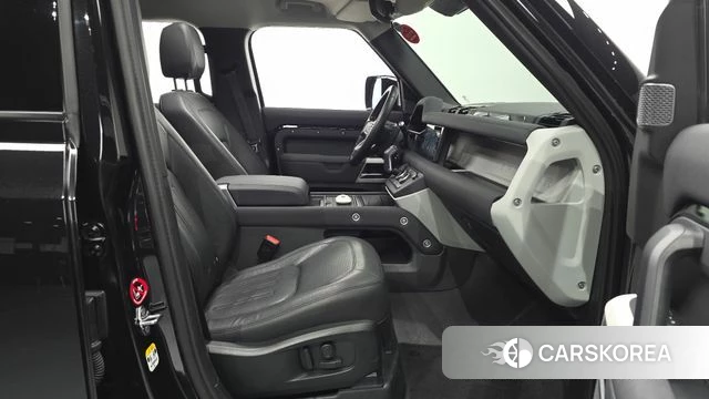 Land Rover Defender (L663) id 3884666 из Кореи 20