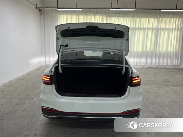 Volkswagen Lavida id 4261950 из Китая 20