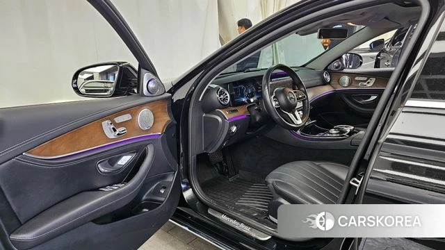 Mercedes-Benz E-Class W213 id 4317773 из Кореи 20