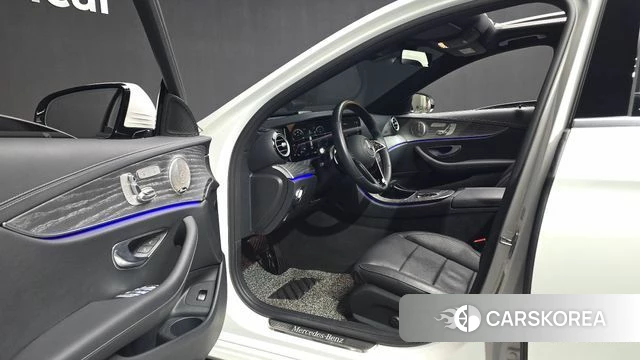 Mercedes-Benz E-Class W213 id 3839456 из Кореи 20