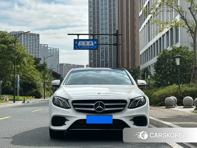 Mercedes-Benz E-class id 4212624 из Китая 19