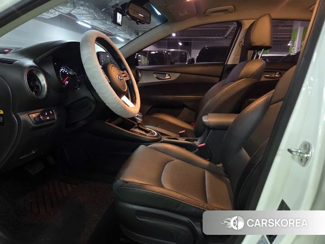 Kia Come New K3 id 4019417 из Кореи 16