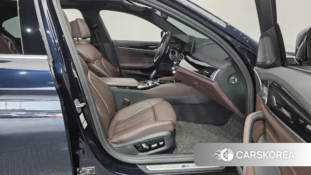 BMW 5 Series (G30) id 3328740 из Кореи 20