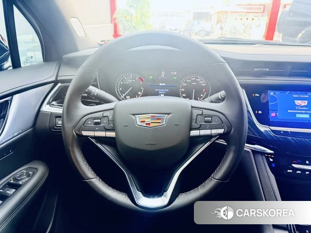 Cadillac XT6 id 3908467 из Китая 25