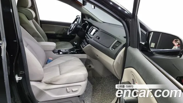 Kia The New Carnival id 2711970 из Кореи 20