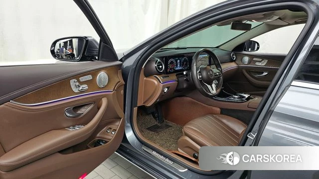 Mercedes-Benz E-Class W213 id 4459019 из Кореи 33