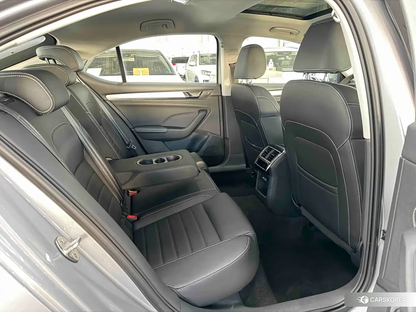 Skoda Superb id 4649295 из Китая 22
