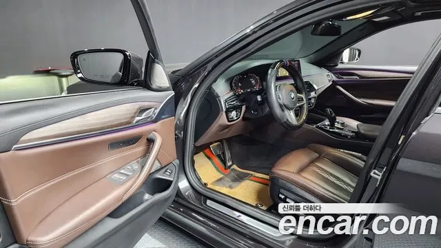 BMW 5 Series (G30) id 2896220 из Кореи 20