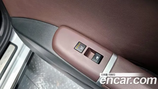 Hyundai Grandeur Hybrid (GN7) id 2638082 из Кореи 20