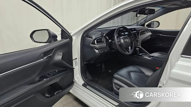 Toyota Camry (XV70) id 3796344 из Кореи 20