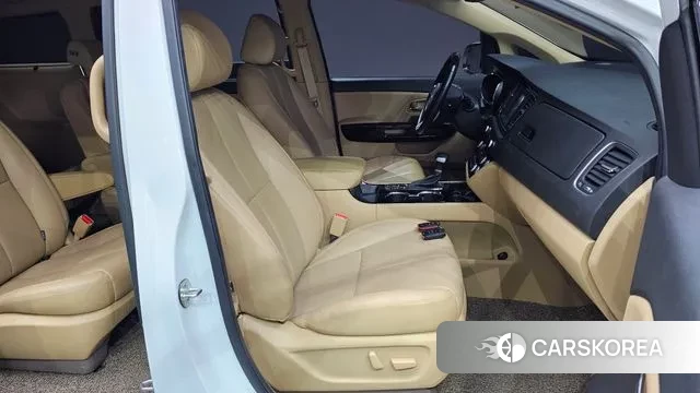 Kia The New Carnival id 3509823 из Кореи 20