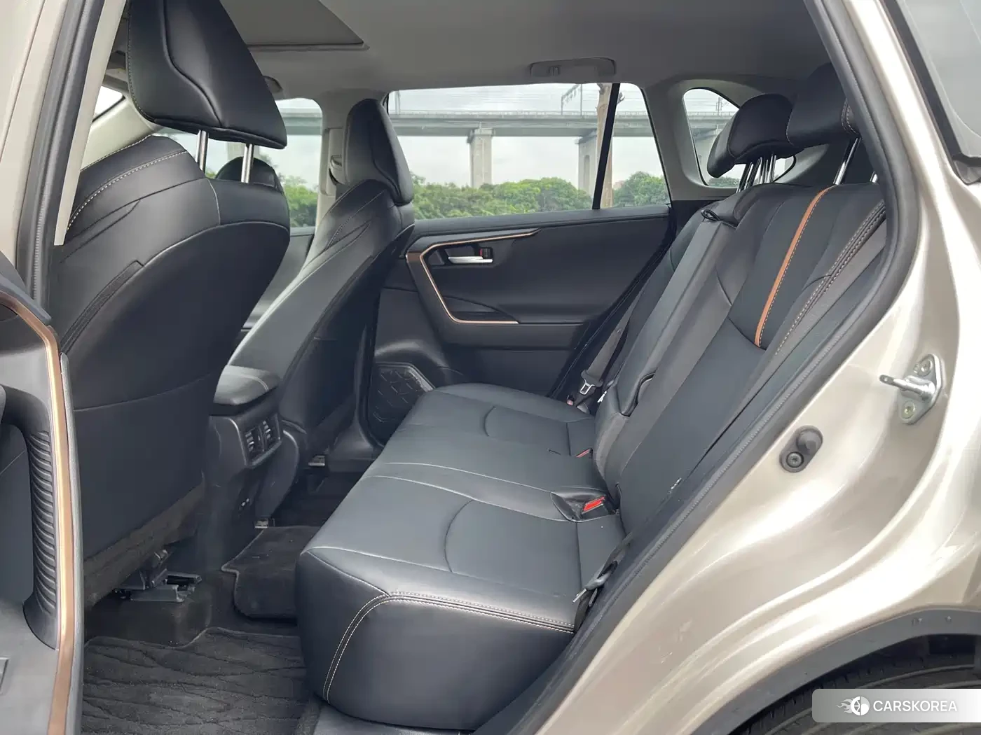 Toyota Wildlander id 4548214 из Китая 30
