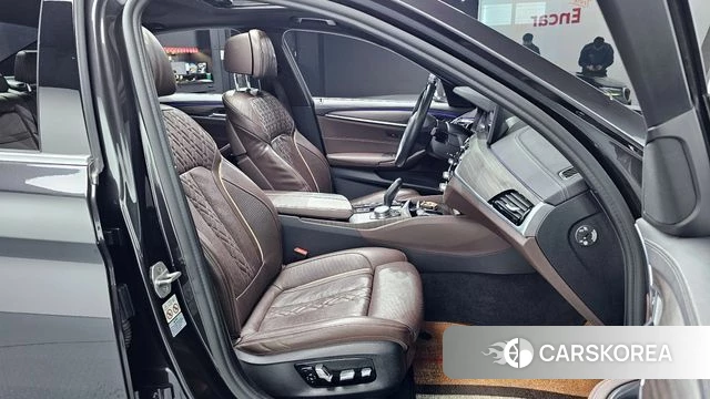 BMW 5 Series (G30) id 3879025 из Кореи 20