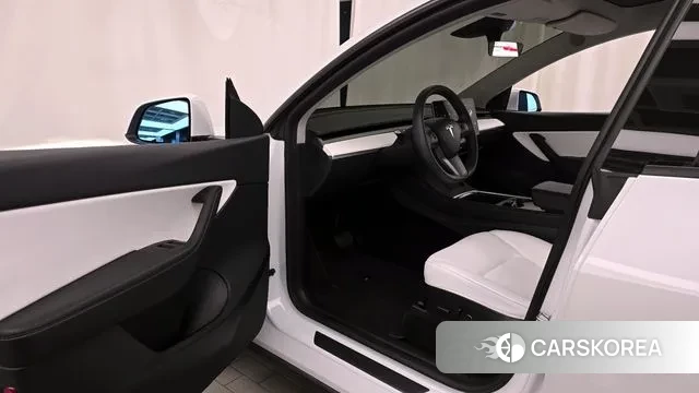 Tesla Model Y id 3360682 из Кореи 20