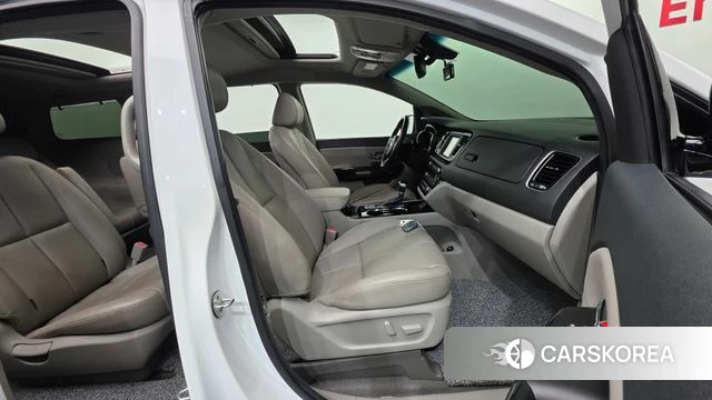 Kia The New Carnival id 4363473 из Кореи 39
