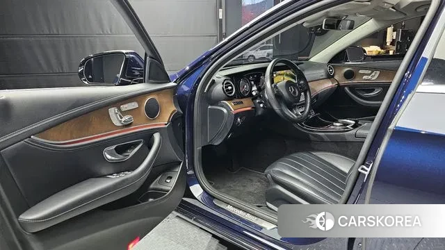 Mercedes-Benz E-Class W213 id 3413289 из Кореи 20