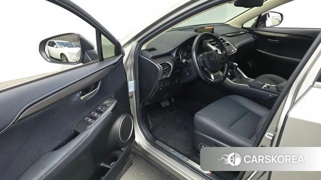 Lexus NX300h id 3819394 из Кореи 20