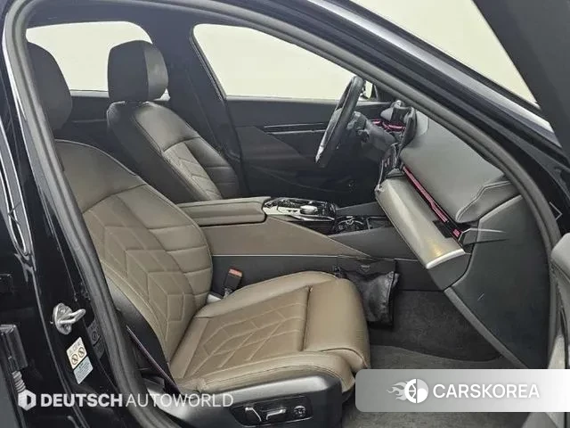 BMW 5 Series (G60) id 3492082 из Кореи 20