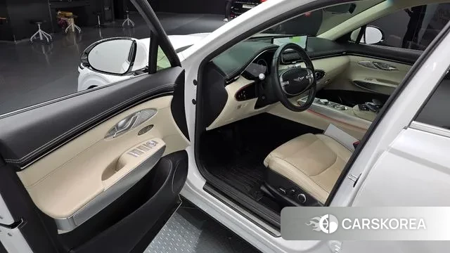 Genesis GV70 id 3305879 из Кореи 20