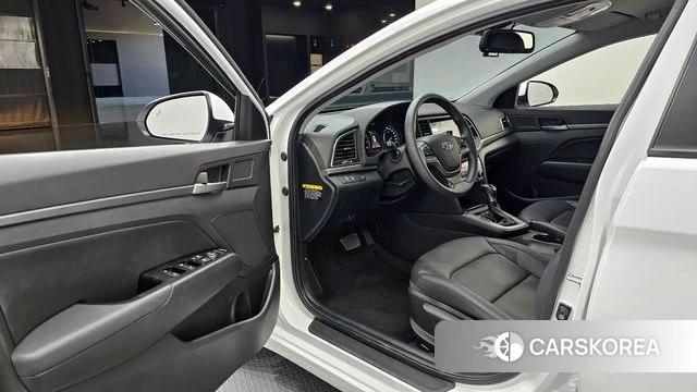 Hyundai Avante AD id 4339862 из Кореи 20