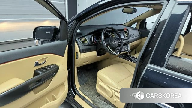 Kia The New Carnival id 3867130 из Кореи 20