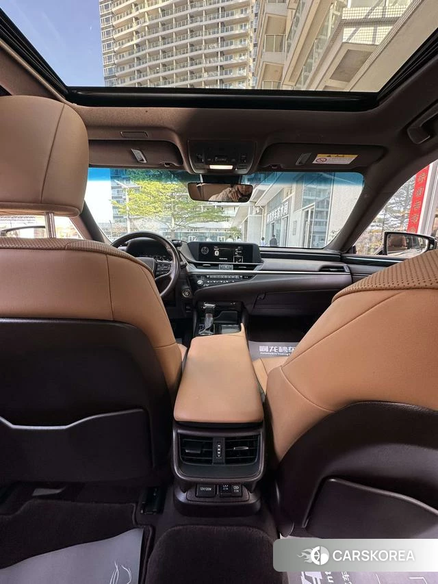 Lexus ES id 4221002 из Китая 28