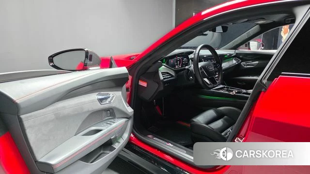 Audi RS e-Tron GT id 4415596 из Кореи 34