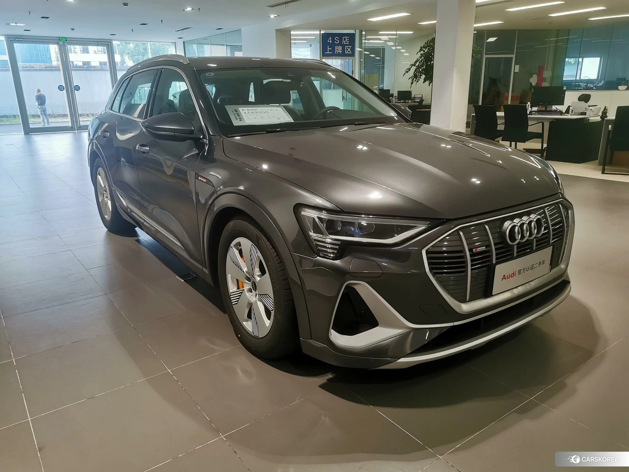 Audi e-tron id 4498990 из Китая 13