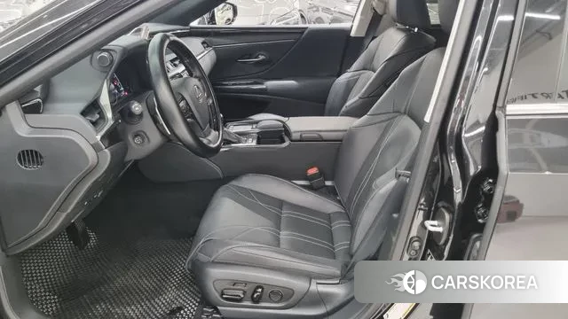 Lexus ES300h 7th generation id 3757017 из Кореи 17