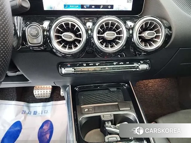 Mercedes-Benz GLA - Class H247 id 3530434 из Кореи 10