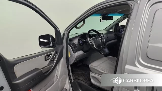 Hyundai The New Grand Starex id 3215393 из Кореи 20