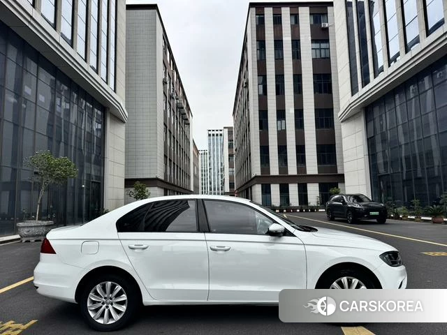 Volkswagen Bora id 4260996 из Китая 14