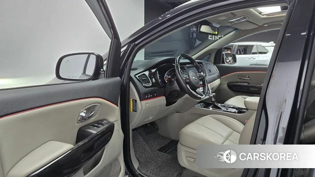 Kia The New Carnival id 4755206 из Кореи 20
