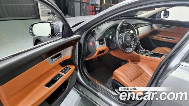 Jaguar XF (X260) id 2411111 из Кореи 20