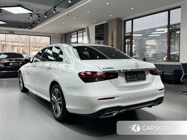 Mercedes-Benz E-class id 4209016 из Китая 20