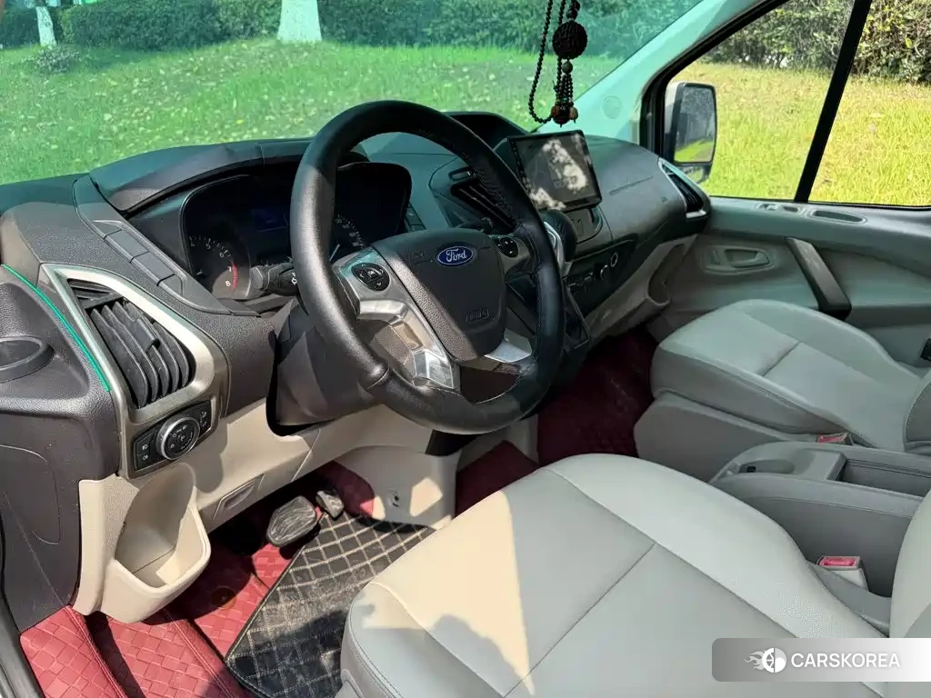 Ford Tourneo id 4622659 из Китая 13