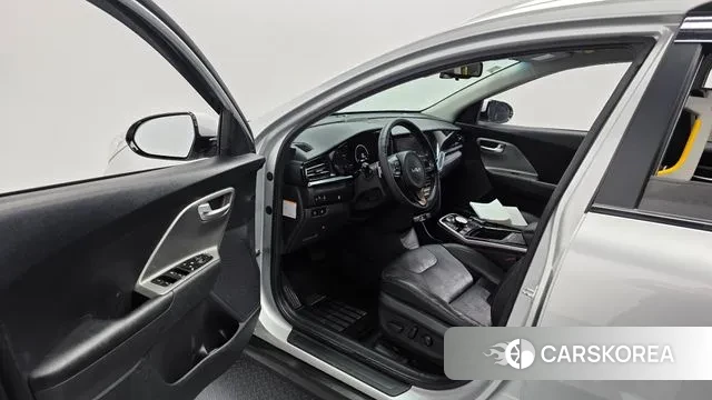 Kia Niro Plus id 3787456 из Кореи 20