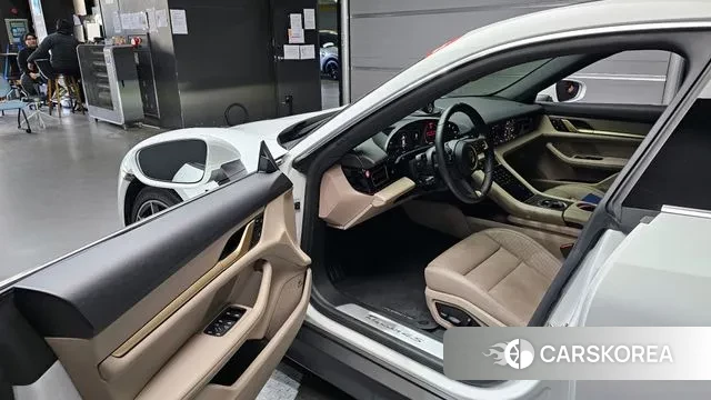 Porsche Taycan id 3734274 из Кореи 20